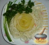 Фото к рецепту: Салат из квашеной капусты