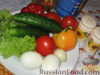 Фото приготовления рецепта: Пестрый летний салат - шаг №1