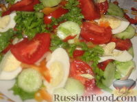 Фото приготовления рецепта: Пестрый летний салат - шаг №2