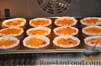 Фото приготовления рецепта: Морковные кексы - шаг №5