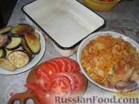 Фото приготовления рецепта: Баклажанная запеканка с капустой и перцем - шаг №2
