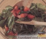 Фото приготовления рецепта: Телячьи отбивные с салатом из рукколы - шаг №5