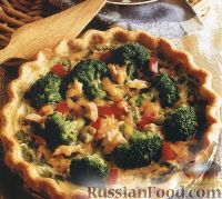 Фото к рецепту: Открытый пирог с брокколи и тунцом